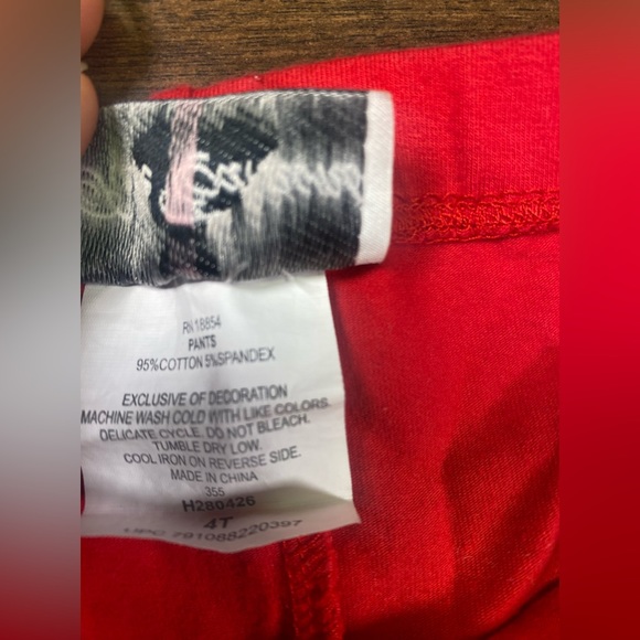 4 PIECE CHRISTMAS SET 3 TOPS 1 PANTS RAINDEER NICE LIST FOR GIRLS SIZE 4 - Picture 11 of 11